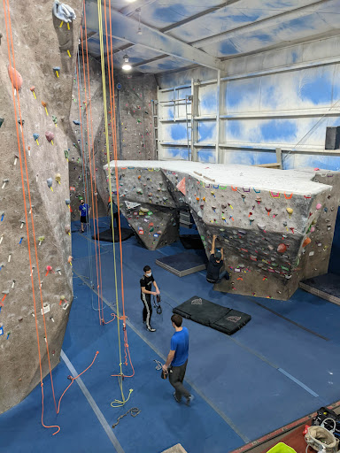 Rock Climbing Gym «Vertical Dreams - Nashua», reviews and photos, 25 E Otterson St, Nashua, NH 03060, USA