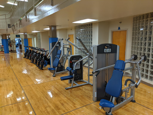 Gym «McChord Sports and Fitness Center», reviews and photos, 729 5th St, McChord AFB, WA 98438, USA