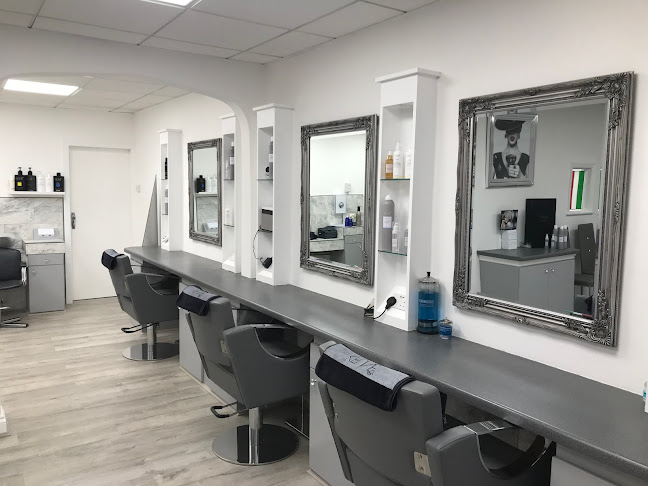 Reviews of PEPPES LADIES SALON in Southampton - Barber shop