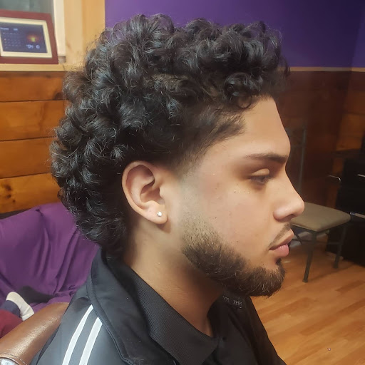 Barber Shop «Newport Barber Shop», reviews and photos, 4 Clinton Sq, Poughkeepsie, NY 12601, USA