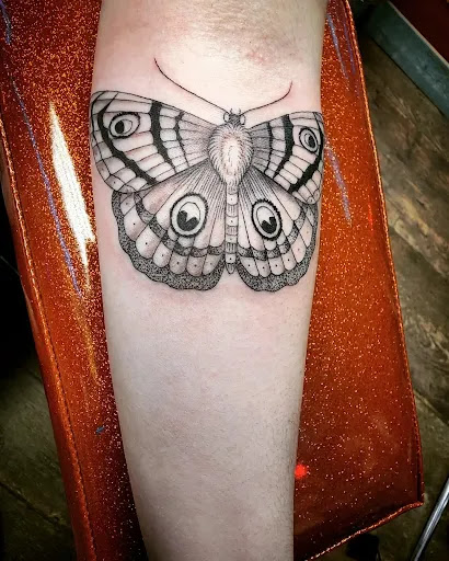 Tattoo Shop «The Chosen One Ink», reviews and photos, 2501 E Mayfield Rd, Arlington, TX 76014, USA