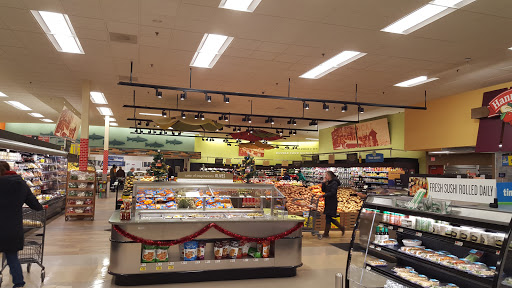 Grocery Store «Hannaford Supermarket», reviews and photos, 2 Freetown Rd #27, Raymond, NH 03077, USA