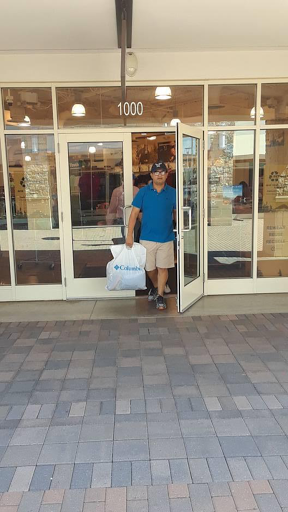 Sportswear Store «Columbia Sportswear Outlet Store», reviews and photos, 2950 I-20 Frontage Rd #1000, Grand Prairie, TX 75052, USA