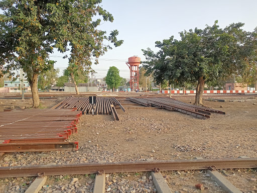 Civil Lines Railway Crossing.