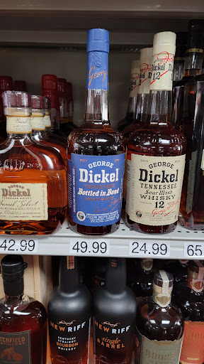 Liquor Store «Northridge Wine & Liquors», reviews and photos, 5 Padanaram Rd # 5, Danbury, CT 06811, USA