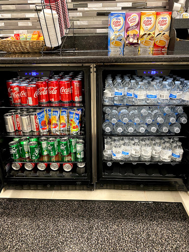 Toyota Dealer «Ed Martin Toyota», reviews and photos, 5500 S Scatterfield Rd, Anderson, IN 46013, USA