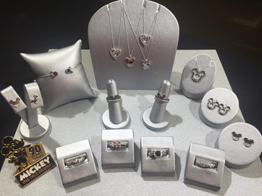 Jeweler «L & M Jewelers», reviews and photos, 3338 Ridge Rd, Lansing, IL 60438, USA