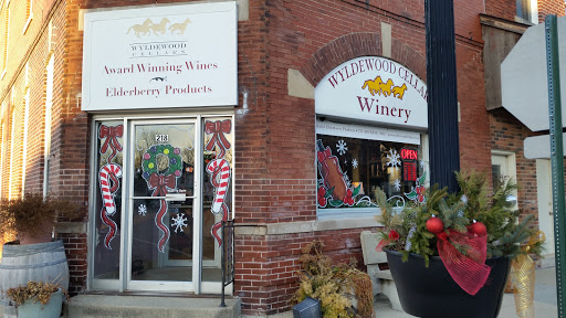 Winery «Wyldewood Cellars Winery», reviews and photos, 218 E Lincoln St, St Joseph, IL 61873, USA