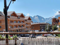 SPORT 2000 JEANNOT SPORTS - Location ski Alpe d'huez du Restaurant Le 37 à Huez - n°1