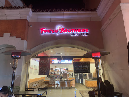 Shopping Mall «The Commons at Calabasas», reviews and photos, 4799 Commons Way, Calabasas, CA 91302, USA