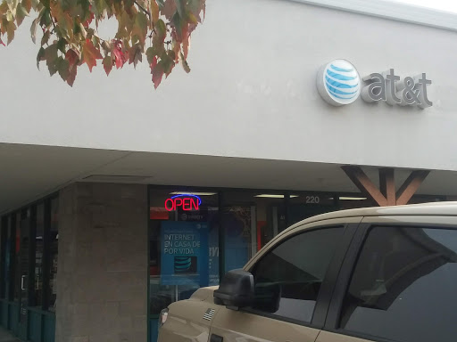 Cell Phone Store «AT&T Authorized Retailer», reviews and photos, 6500 Hembree Ln, Windsor, CA 95492, USA