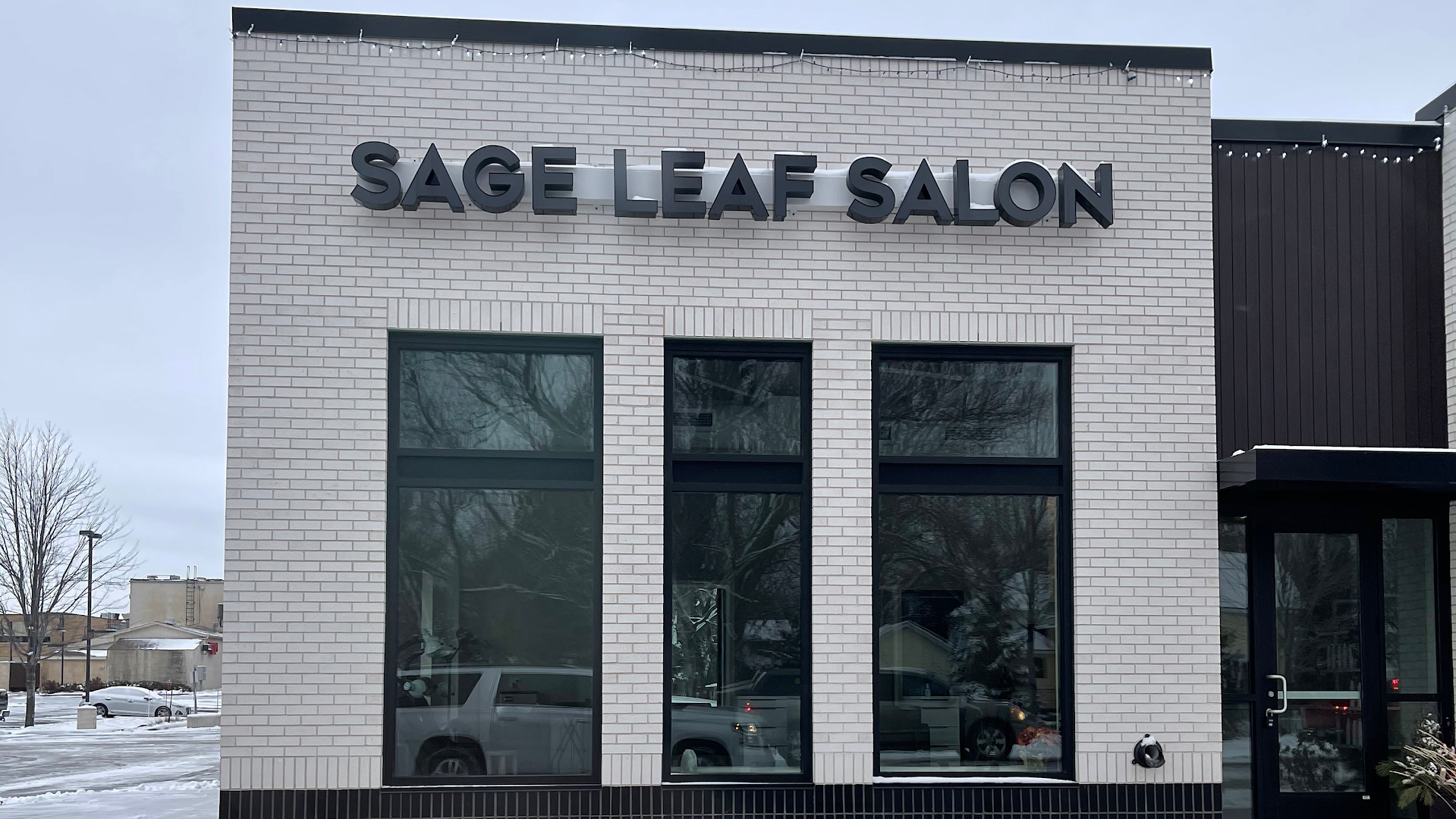 Sage leaf salon