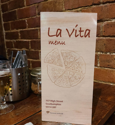 Comments and reviews of La Vita Caffe