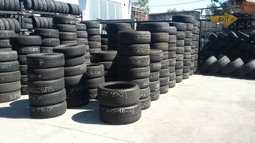 Pick Your Tire Vendemos llantas (1102 E.2nd ST and Grand)