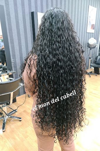 Perruqueria El Món del Cabell en Amposta, Tarragona