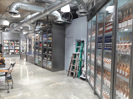 Liquor Store «Triton Liquors Miami Beach», reviews and photos, 2897 Collins Ave, Miami, FL 33140, USA