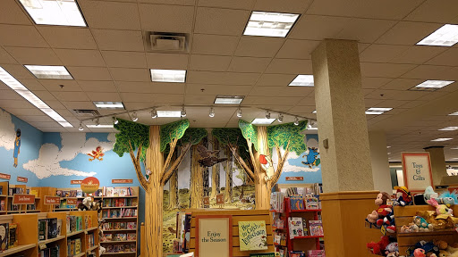 Book Store «Barnes & Noble», reviews and photos, 5231 E 41st St, Tulsa, OK 74135, USA