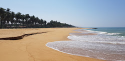 Thalwila Beach'in fotoğrafı düz ve uzun ile birlikte