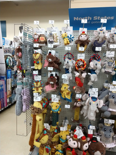 Pet Supply Store «Petco Animal Supplies», reviews and photos, 710 Franklin Ave, Franklin Square, NY 11010, USA