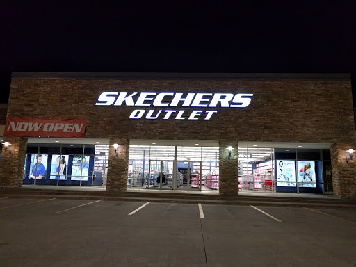 SKECHERS Warehouse Outlet