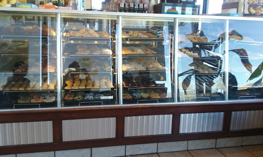Donut Shop «Yum Yum Donuts», reviews and photos, 205 E Foothill Blvd, Rialto, CA 92376, USA