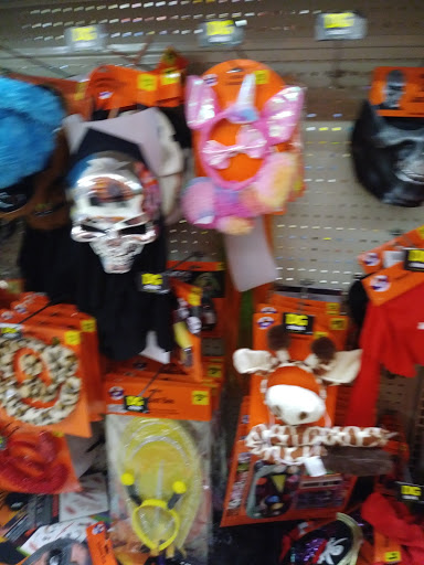 Discount Store «Dollar General», reviews and photos, 453 W Commercial St, East Rochester, NY 14445, USA