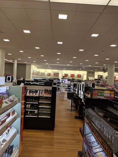 Hair Salon «Ulta Beauty», reviews and photos, 2245 S Shore Center, Alameda, CA 94501, USA