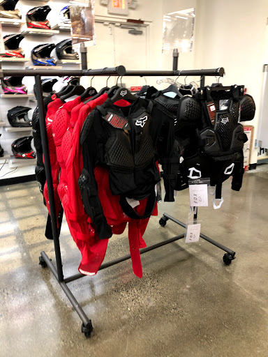 Motorcycle Parts Store «Cycle Gear», reviews and photos, 388 Tarrytown Rd, White Plains, NY 10607, USA