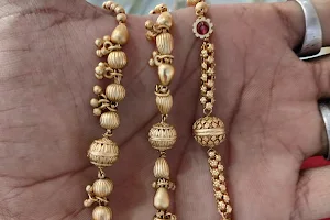 Riddhi Kangan & Imitation Jewellery image