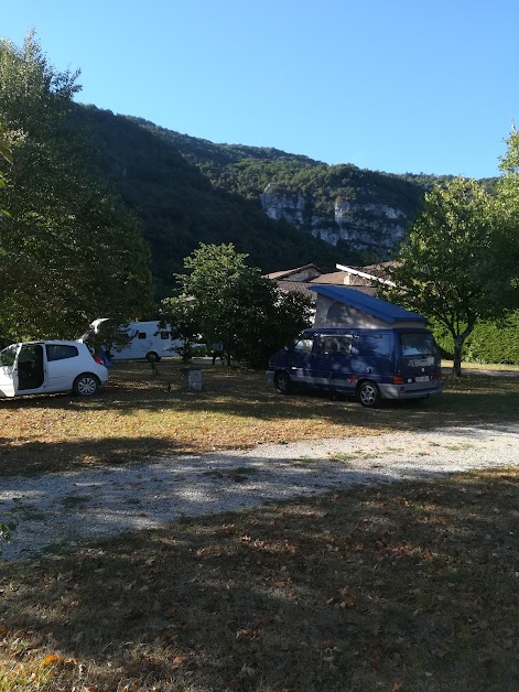 Camping La Chatonnière à Cognin-les-Gorges (Isère 38)