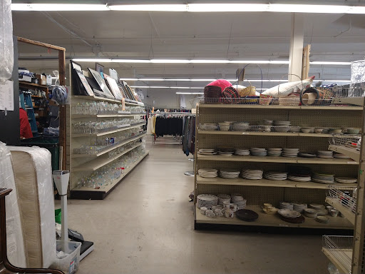 Thrift Store «Thrift Center Thrift Store», reviews and photos, 1060 El Camino Real, San Carlos, CA 94070, USA