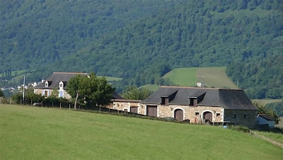 Centre de Formation Aux Techniques de Bien-Être - CFATBE à Asson