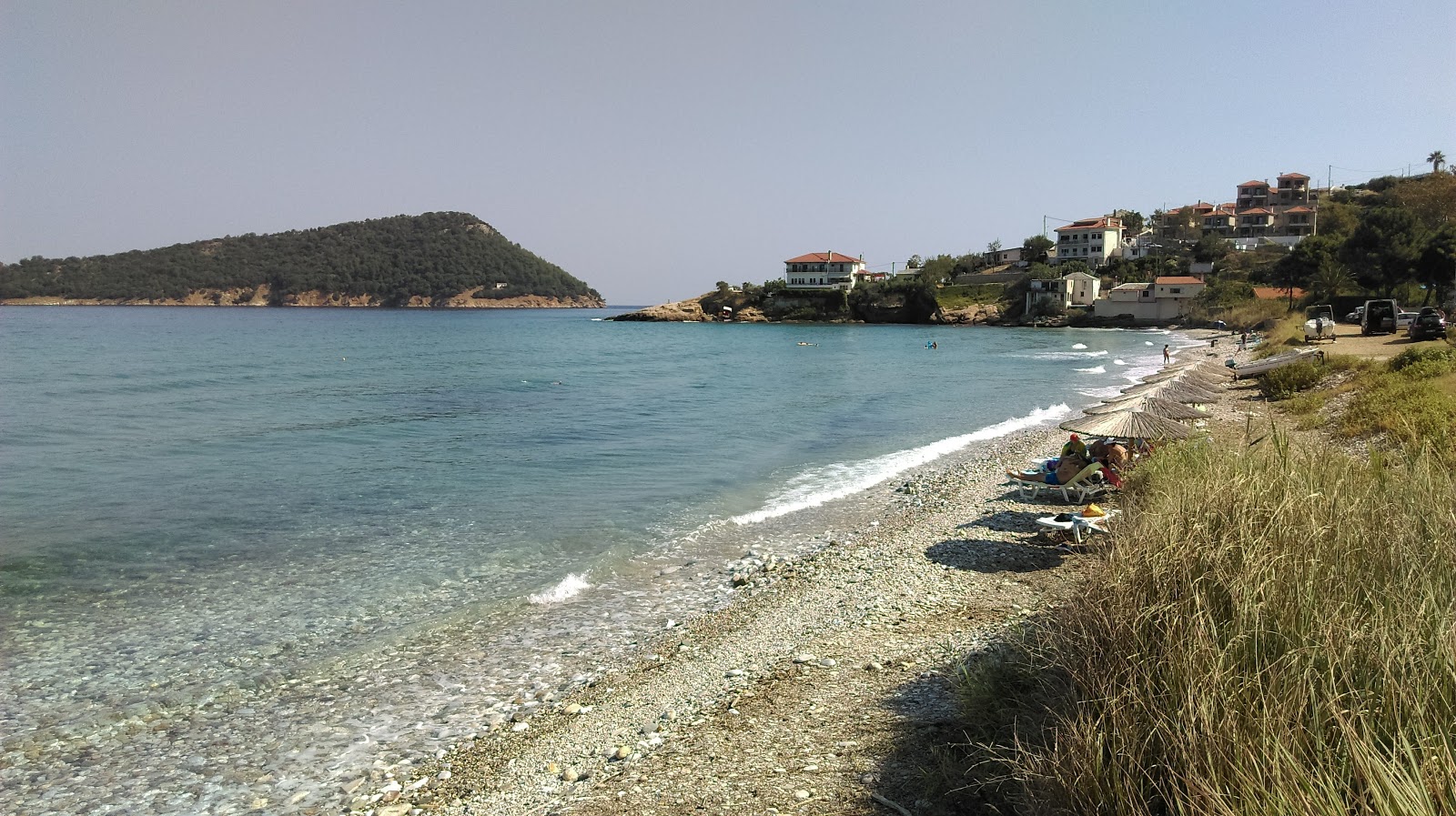 Photo of Koinira beach with very clean level of cleanliness