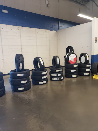 Auto Parts Store «Pep Boys Auto Parts & Service», reviews and photos, 1052 Stelton Rd, Piscataway Township, NJ 08854, USA