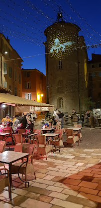 Atmosphère du Restaurant italien La Pastachuca à Hyères - n°5