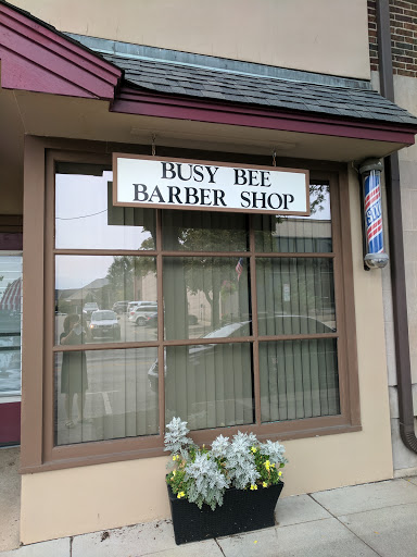 Barber Shop «Busy Bee Barber Shop», reviews and photos, 417 N Main St B, Glen Ellyn, IL 60137, USA