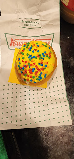 Donut Shop «Krispy Kreme», reviews and photos, 2401 Battleground Ave, Greensboro, NC 27408, USA