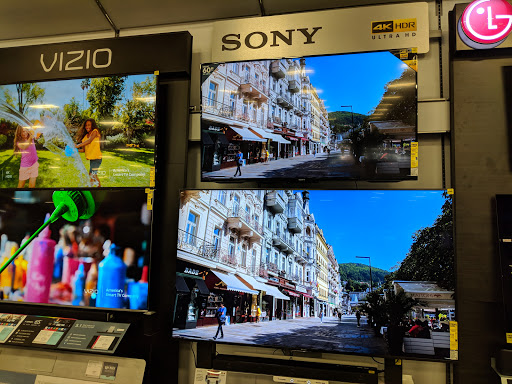 Electronics Store «Best Buy», reviews and photos, 115 N 76th St, Omaha, NE 68114, USA