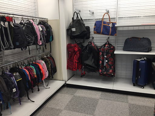 Clothing Store «Ross Dress for Less», reviews and photos, 1275 W Pearce Blvd, Wentzville, MO 63385, USA