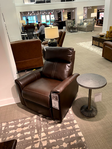 Furniture Store «Havertys Furniture», reviews and photos, 3700 N Federal Hwy, Fort Lauderdale, FL 33308, USA