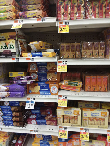 Grocery Store «Stop & Shop», reviews and photos, 64-66 Myrtle Ave, Ridgewood, NY 11385, USA