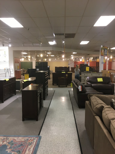 Department Store «Bon-Ton», reviews and photos, 1706 Sheridan Dr, Buffalo, NY 14223, USA