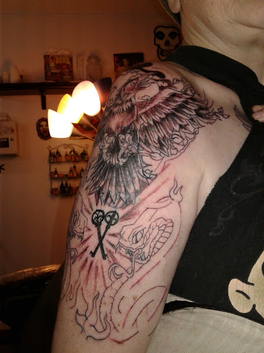 Tattoo Shop «Sacred Ink Tattoo», reviews and photos, 2707 E Court St, Flint, MI 48503, USA