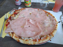 Pizza du Pizzeria DA RINO à Saint-Étienne-de-Saint-Geoirs - n°17