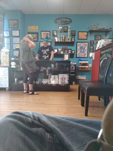 Tattoo Shop «Lucky Bella Tattoos», reviews and photos, 9805 Maumelle Blvd, North Little Rock, AR 72113, USA