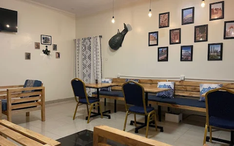 Fayrouz Restaurant and Hostel image