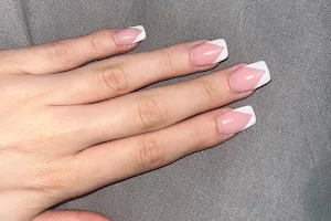 Kim Nails image