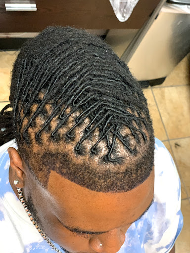 Barber Shop «Ridges Barber Shop and Beauty Salon - Ethnic Hair Care», reviews and photos, 7630 Fry Rd Ste 500, Cypress, TX 77433, USA