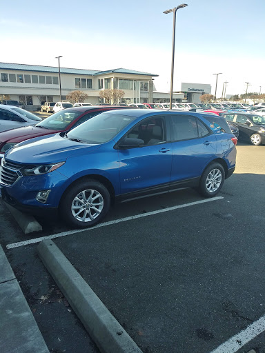 Car Dealer «Gilchrist Chevrolet Buick GMC of Tacoma», reviews and photos, 5840 S Tacoma Way, Tacoma, WA 98409, USA