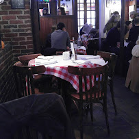 Atmosphère du Restaurant américain Joe Allen à Paris - n°16